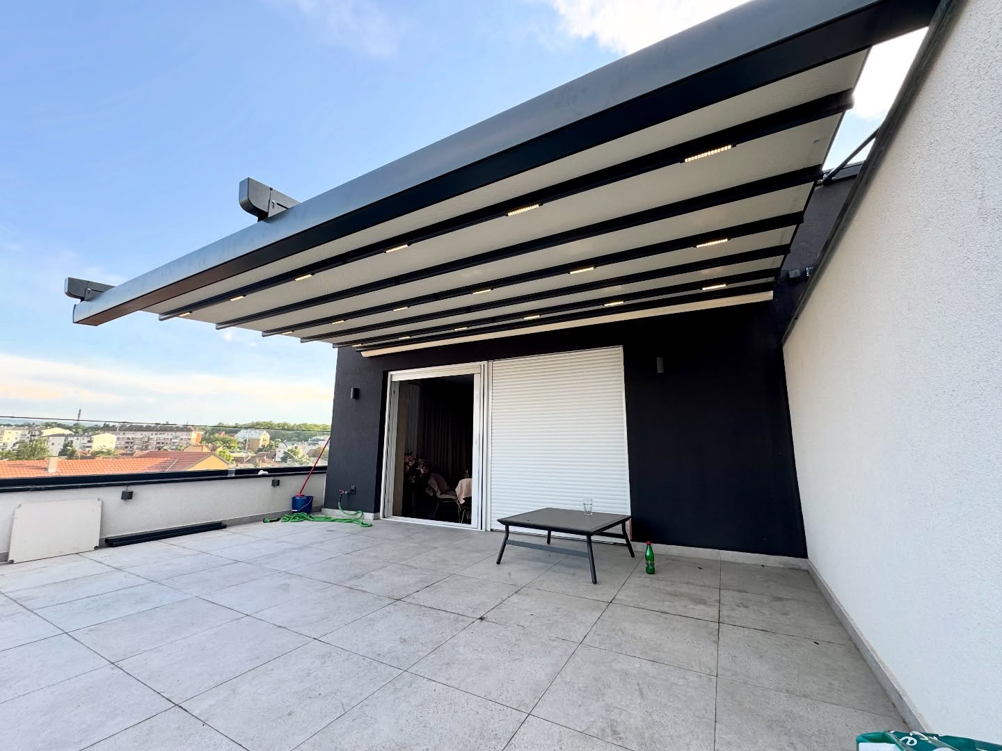 Pergola awning rooftop terrace anthracite RAL 7016 Turkey